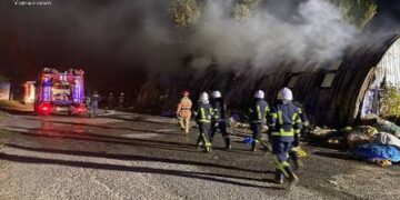 На Одещині загорівся ангар | Надзвичайні події Одесса та область