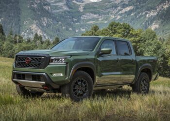 Nissan освежил Frontier до 2023 модельного года и добавил «полуночную» версию — АВТО НОВОСТИ