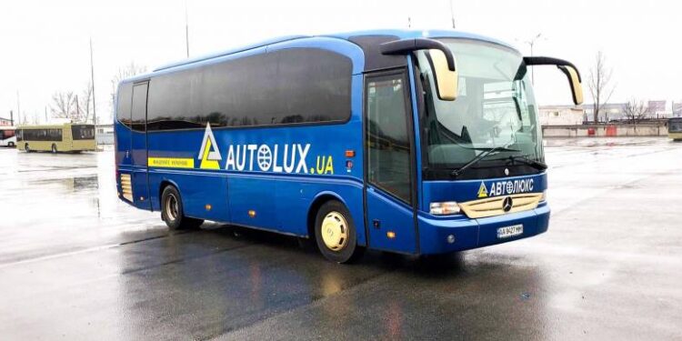 С завтрашнего дня запрещается включать музыку в общественном транспорте