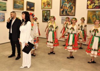 В Измаильской картинной галерее в День города открылась художественная выставка «Буджацкая палитра» —  (ФОТО)