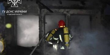 В Одесі загорівся двоповерховий приватний будинок | Надзвичайні події Одесса та область