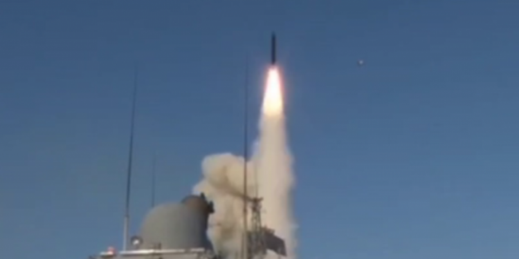 За минувшие сутки оккупанты нанесли по территории Украины восемь ракетных и 15 авиационных ударов, — Генштаб