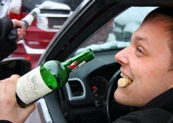 Житель Березівського району заплатить подвійний штраф: за нетверезе водіння й пропозицію правоохоронцям «вирішити» все на місці — Новини Одеської області