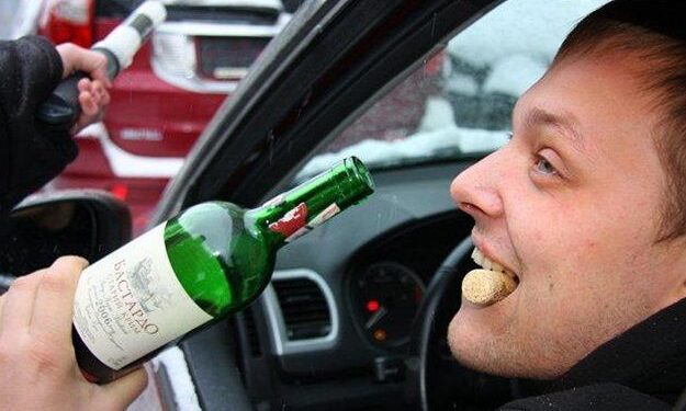 Житель Березівського району заплатить подвійний штраф: за нетверезе водіння й пропозицію правоохоронцям «вирішити» все на місці — Новини Одеської області