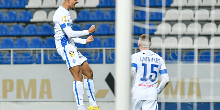 Джастин Лонвейк: «Понемногу осваиваю украинский» (10 ноября 2022 г.) — Новости футбола