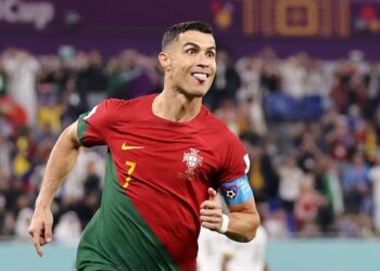 Криштиану Роналду — первый футболист в истории, забивший на пяти разных чемпионатах мира (24 ноября 2022 г.) — Новости футбола