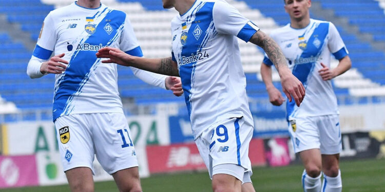 Виталий Буяльский снова догнал Артема Довбика в гонке бомбардиров УПЛ (10 ноября 2022 г.) — Новости футбола