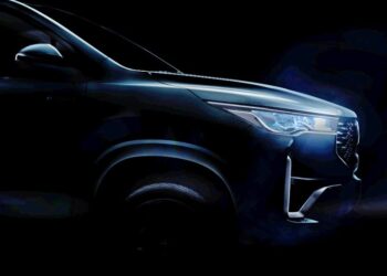 Минивэн в стиле SUV: новая Toyota Innova показалась на свежих кадрах — АВТО НОВОСТИ