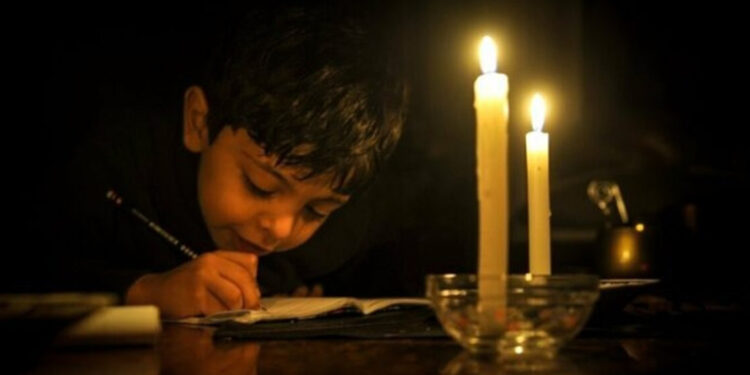 На Одещині 8 листопада можуть вимикати світло: як дізнатися, де його не буде –