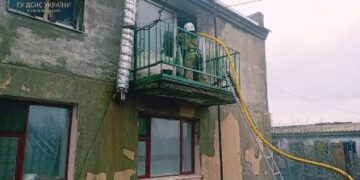На Одещині загорівся багатоквартирний будинок — загинула жінка | Надзвичайні події Одесса та область