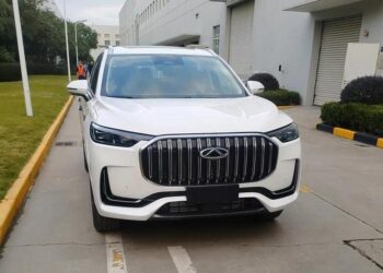 Новый флагманский кроссовер Chery сфотографировали без камуфляжа — АВТО НОВОСТИ