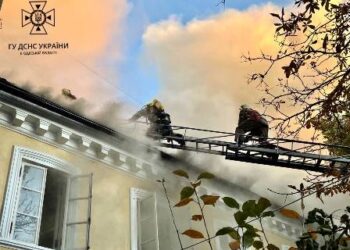 У центрі Одеси загорівся заклад громадського харчування | Надзвичайні події Одесса та область