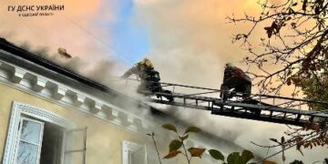 У центрі Одеси загорівся заклад громадського харчування | Надзвичайні події Одесса та область