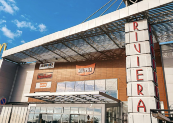 Восставшая из пепла «Ривьера»: в пригороде Одессы готовят к открытию разрушенный российской ракетой торгово-развлекательный центр