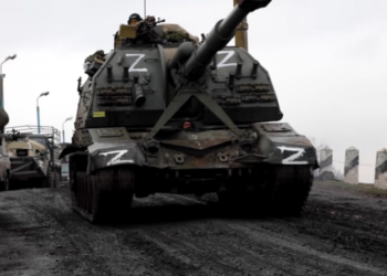 Впервые в войне: украинские воины одновременно разгромили целую батарею вражеских САУ