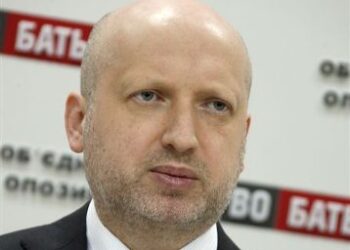 Турчинов: Федералізація східних регіонів України — крок до самознищення