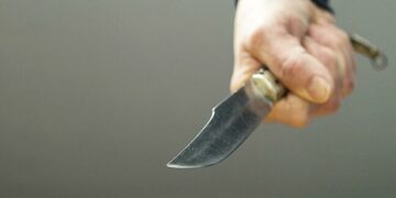 20-річний житель Подільська з ножем напав на перехожого — Новини Одеської області