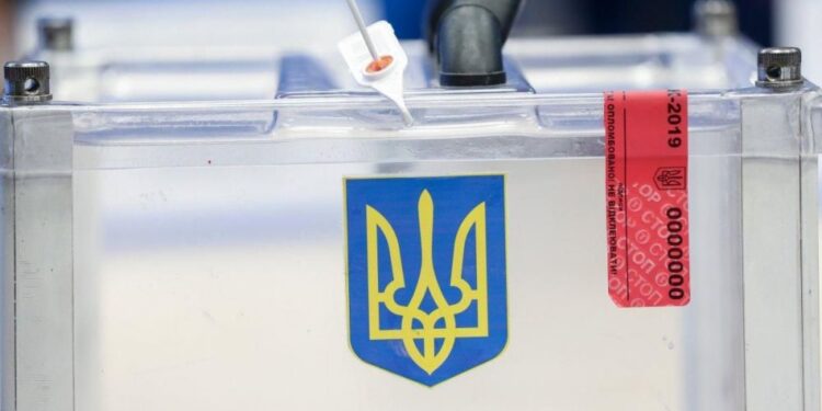 Вже відомі результати голосування на закордонних виборчих дільницях