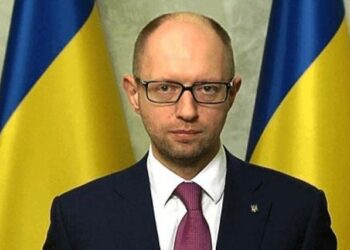 Яценюк закликав Захід скликати термінове засідання Ради безпеки ООН і відібрати у Росії гроші