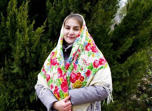 АРЦИЗЬКІ ДІВЧАТА ДОЛУЧИЛИСЯ ДО ВСЕУКРАЇНСЬКОГО ФЛЕШМОБУ «ЗРОБИ ФОТО З ХУСТКОЮ»