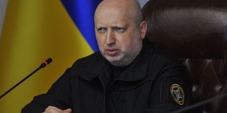Турчинов подав у відставку з посади голови РНБО