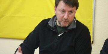 «Не надо паниковать»: Старух говорит, препарат для защиты в 30-километровой зоне от ЗАЭС есть везде