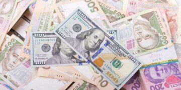 Пенсійний фонд у липні збільшив виплати пенсій та субсидій
