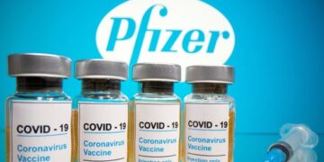 Швеция передаст Украине более 500 тыс. доз вакцины Pfizer против COVID-19