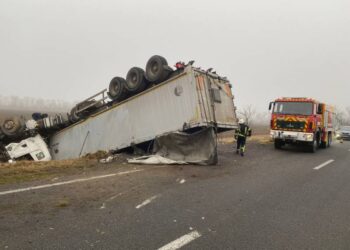 І знову велика аварія на трасі «Одеса-Рені» — перекинулася фура
