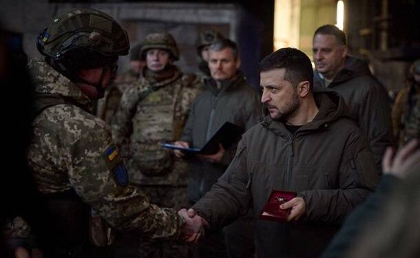 Президент Зеленський приїхав до Бахмута