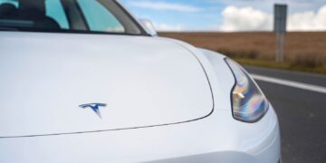 Слишком рано избавились: Tesla вернёт радары на свои машины в целях безопасности — АВТО НОВОСТИ