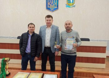 У АРЦИЗЬКІЙ МІСЬКІЙ РАДІ НАГОРОДИЛИ ПЕРЕМОЖЦІВ ПЕРШОСТІ З ВОЛЕЙБОЛУ АРЦИЗЬКОЇ ГРОМАДИ