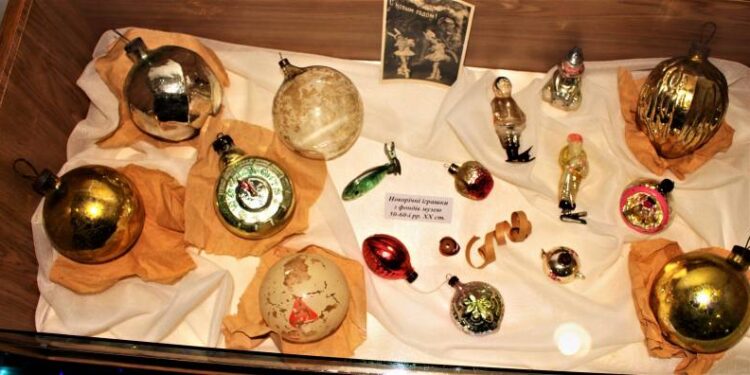 У День Миколи Чудотворця в Ізмаїльському музеї Придунав’я відкрилася чудова виставка — Місто 24 (ФОТО)