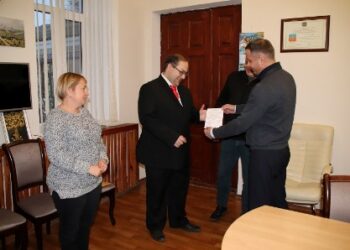 В Одеській області лікар-переселенець отримав службове житло | Надзвичайні події Одесса та область