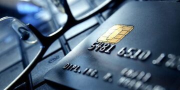 Українські банки банкротують через грандіозну схему дерибану