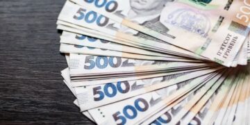 В уряді пояснили, яка грошова допомога належить полоненим українцям