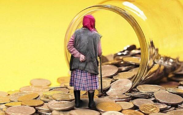 Скільки стажу реально необхідно для виходу на пенсію