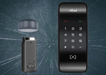 Розумний дверний замок Alfred з бездротовою зарядкою — Новости технологий