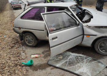 Внаслідок ДТП на окружній дорозі Харкова постраждали водії та пасажирка. ФОТО  | Кримінальні новини