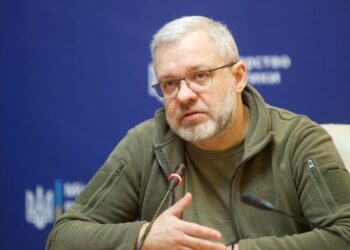 Обленерго мають дотримуватися справедливих графіків виключення світла — Галущенко