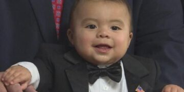 Маленький хлопчик став мером міста у США, і це не жарт