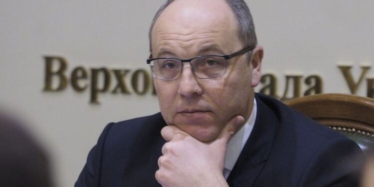 Парубій вважає розпуск Ради порушенням Конституції України і має намір домагатися скасування даного рішення в судовому порядку