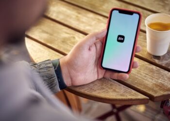 Мінцифри допоможе звільненим з російського полону відновити документи