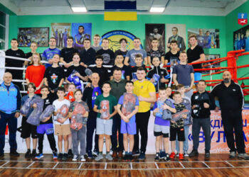 Черкаські спортсмени отримали новий інвентар
