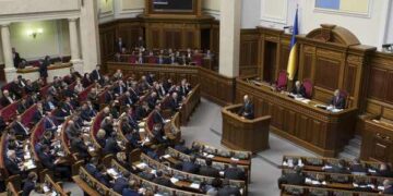 Рада проголосувала за санкції проти «112 Україна» і NewsOne