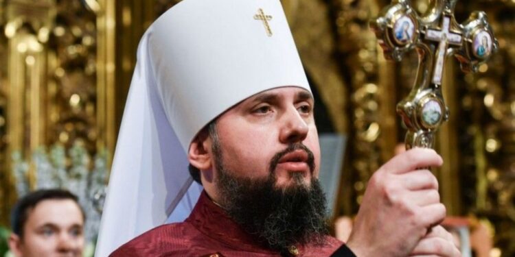 Православна церква України хоче щоб Різдво українці відзначали 25 грудня, але боїться що віряни перейдуть до УПЦ