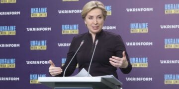 Верещук радить переселенцям активніше ставати до роботи на новому місці