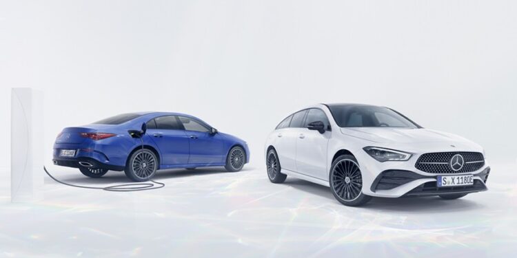 Mercedes-Benz обновил седан и универсал CLA: без «механики» и с иной гибридной установкой — АВТО НОВОСТИ