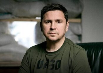 Росія готує втечу із Криму — Подоляк