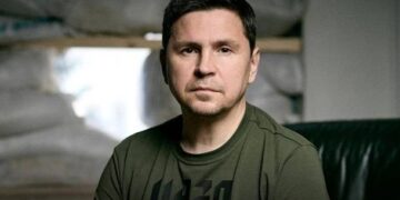 Росія готує втечу із Криму — Подоляк
